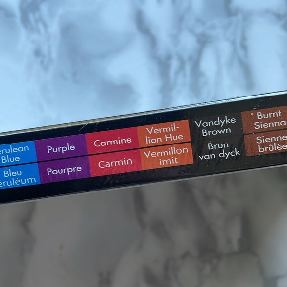 Sakura 18-Piece Koi Assorted Water Color Tube Set - Picture 9 of 11